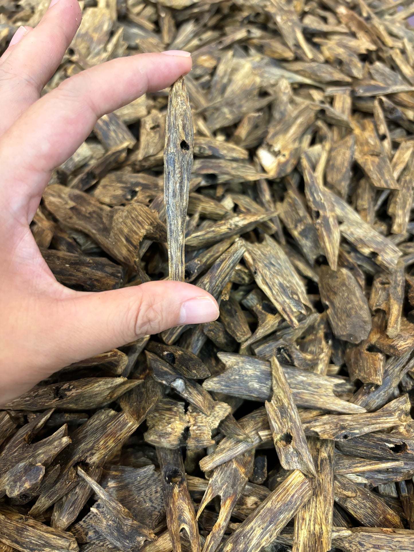 Under Water+5A:Kynam agarwood, natural, no chemicals, under water mixed 5A grade,Long strip