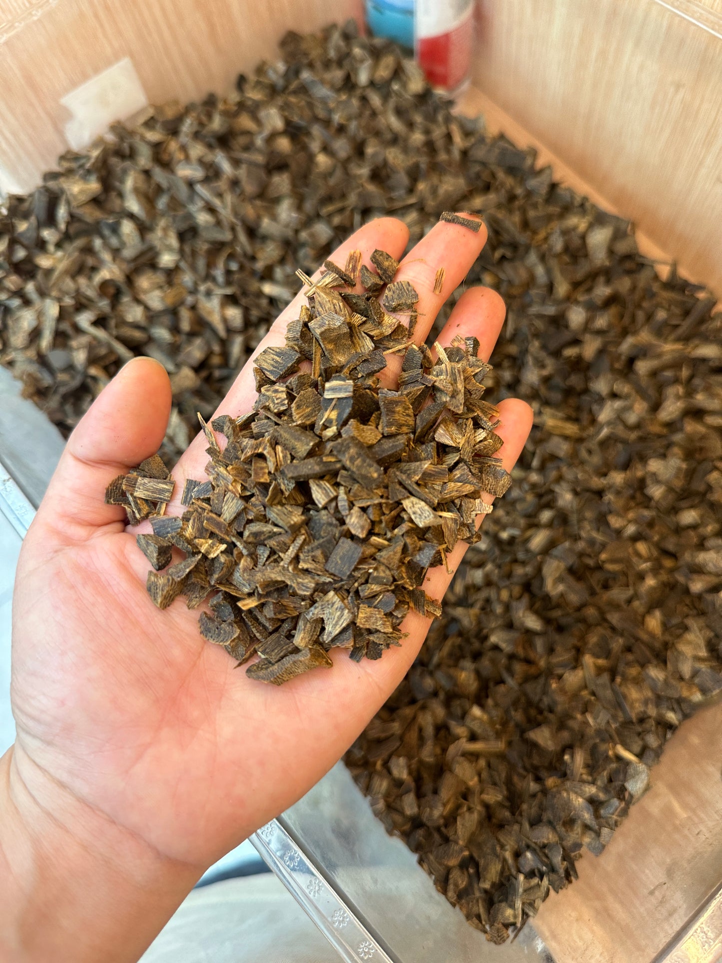 Under Water:Kynam agarwood, sinking to the bottom of the water, super oud, top grade,granule