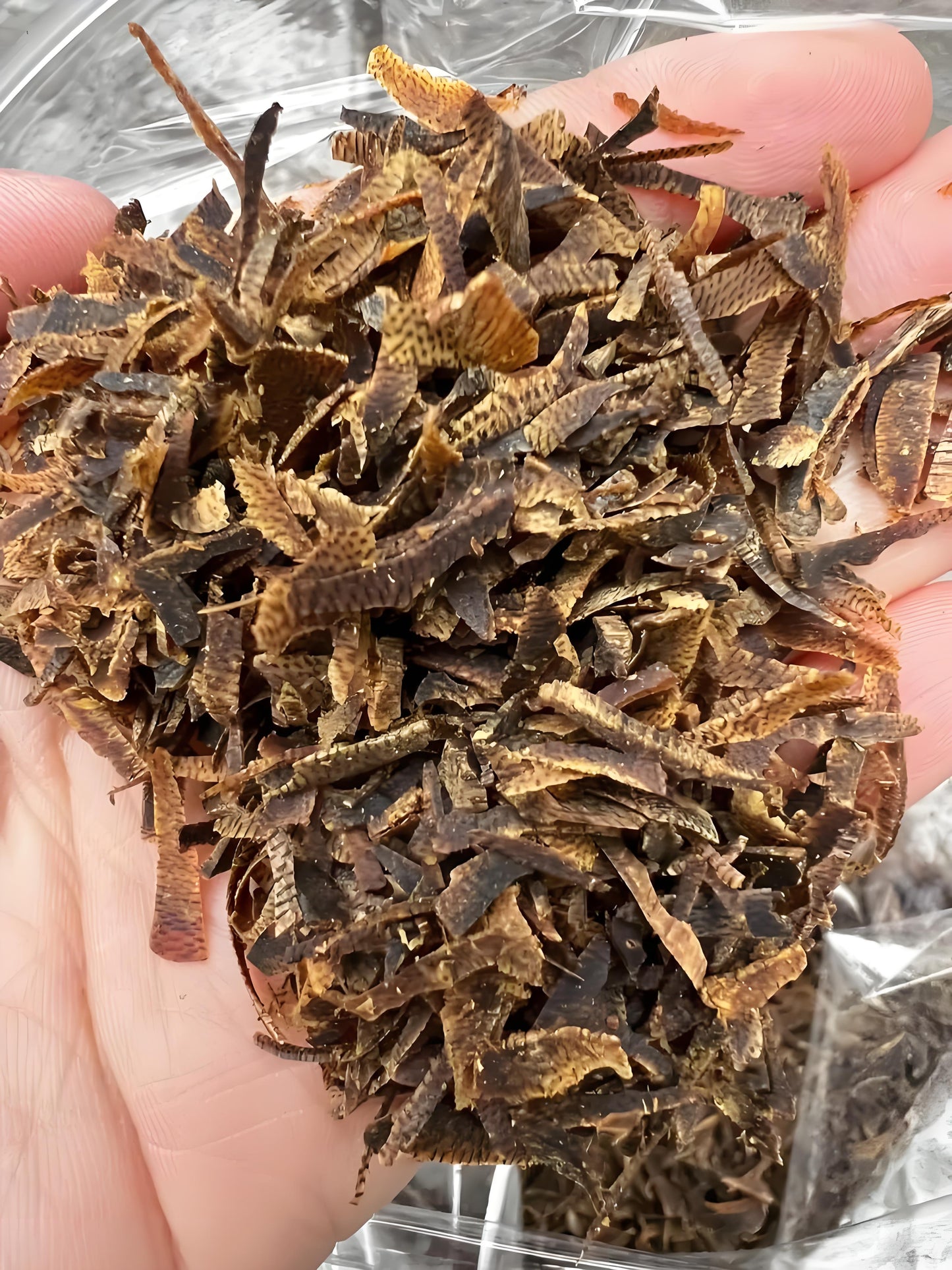 Qi Nan under-water Agarwood luxury oud incense/Natural Wild and Rare Agarwood Chips from Oudwood Vietnam/Pure Material Grade A++