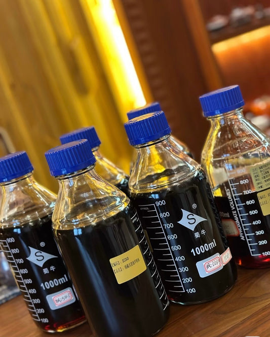 Ancient Fermented Kynam Agarwood Essential Oil - Time-Honored Aroma Elixir - China_Oud