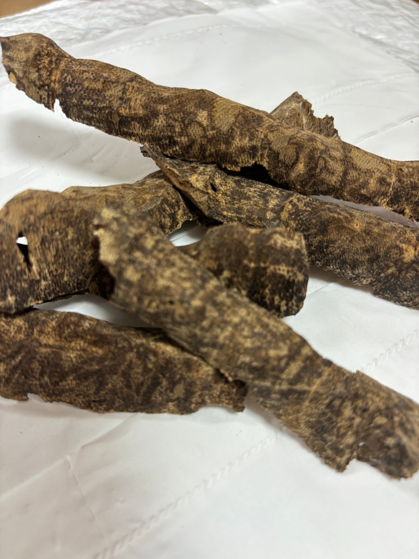 Premium Hainan Oud Sticks (5A Grade | Red-Black Resin)