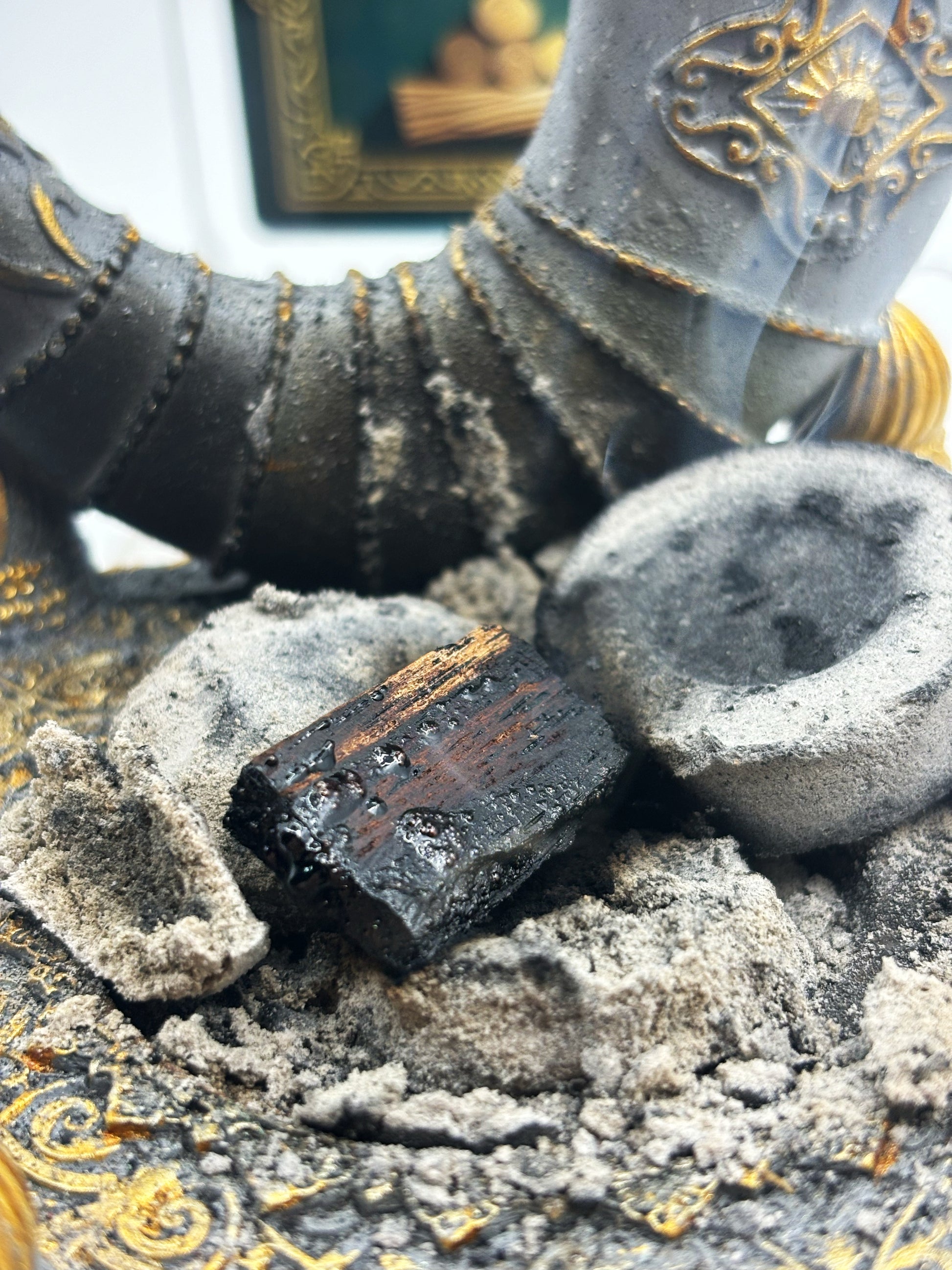 Bold & Floral Hainan Rose Agarwood | 100% Natural Big-Leaf Oud | Premium Incense - China_Oud