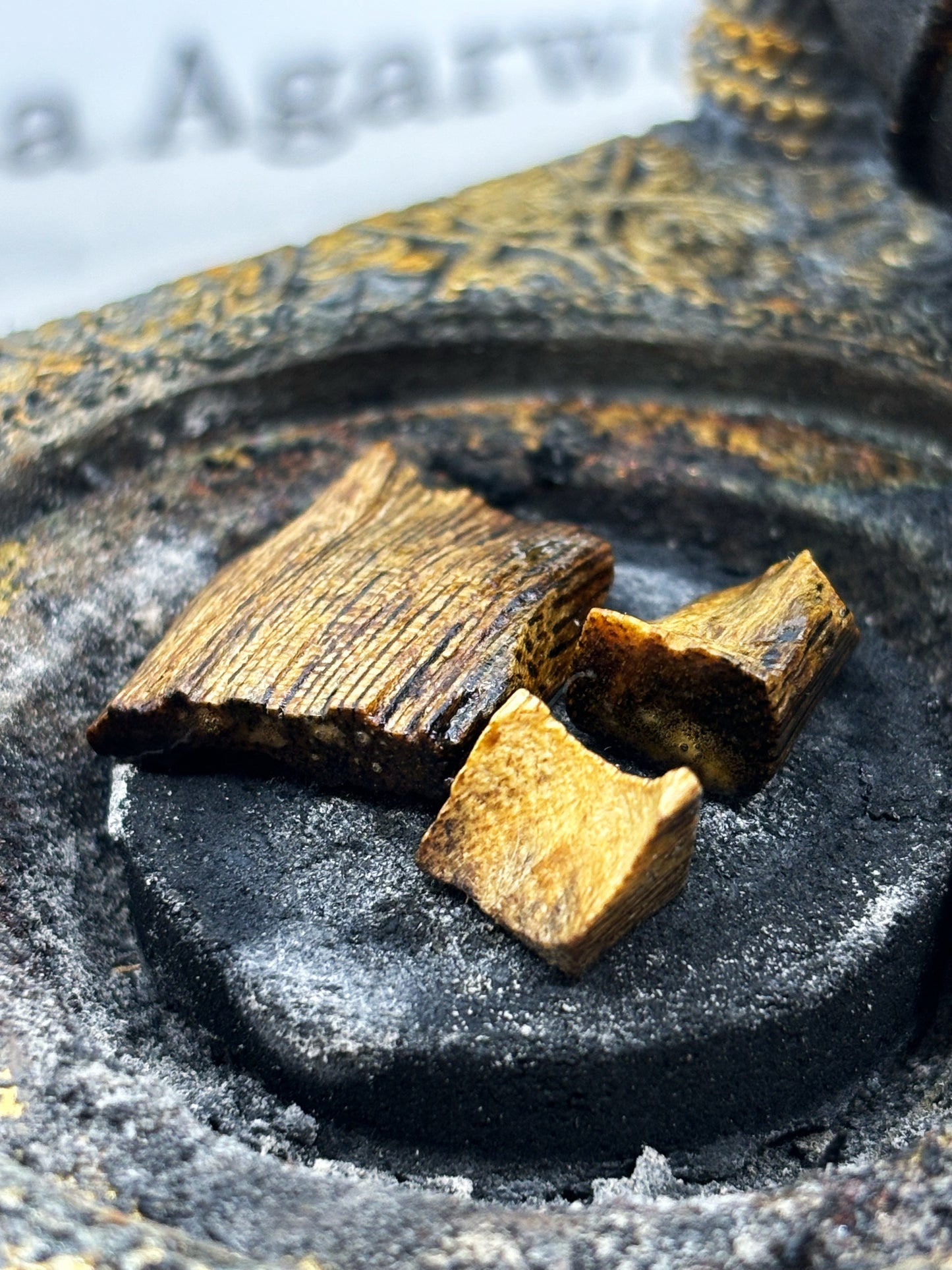 3A+ Kynam Agarwood Double Oud Chunk - طبيعي، خالٍ من المواد الكيميائية، عطر فاخر غني بالعود 